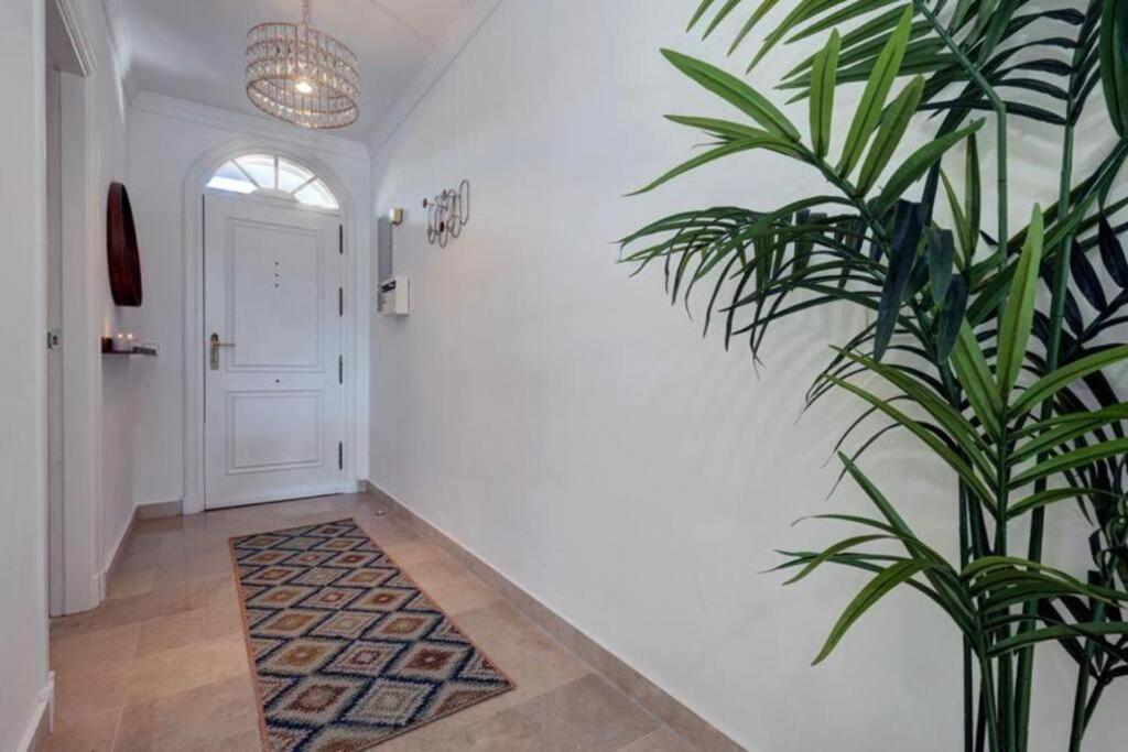 Appartamento Aloha Gardens In Puerto Banus Marbella Esterno foto