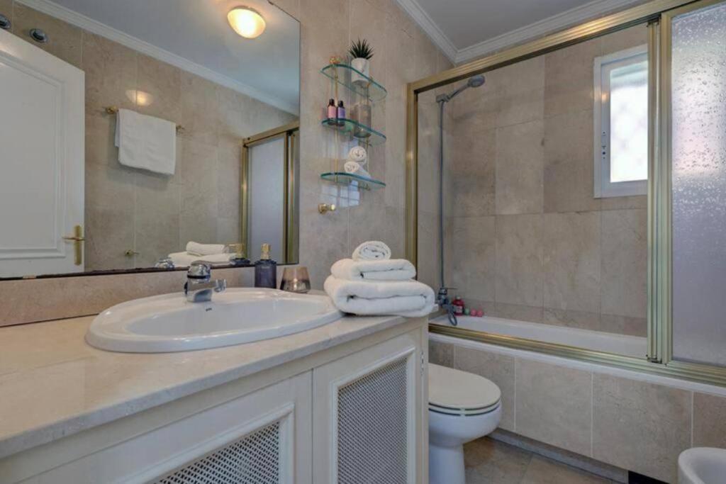 Appartamento Aloha Gardens In Puerto Banus Marbella Esterno foto