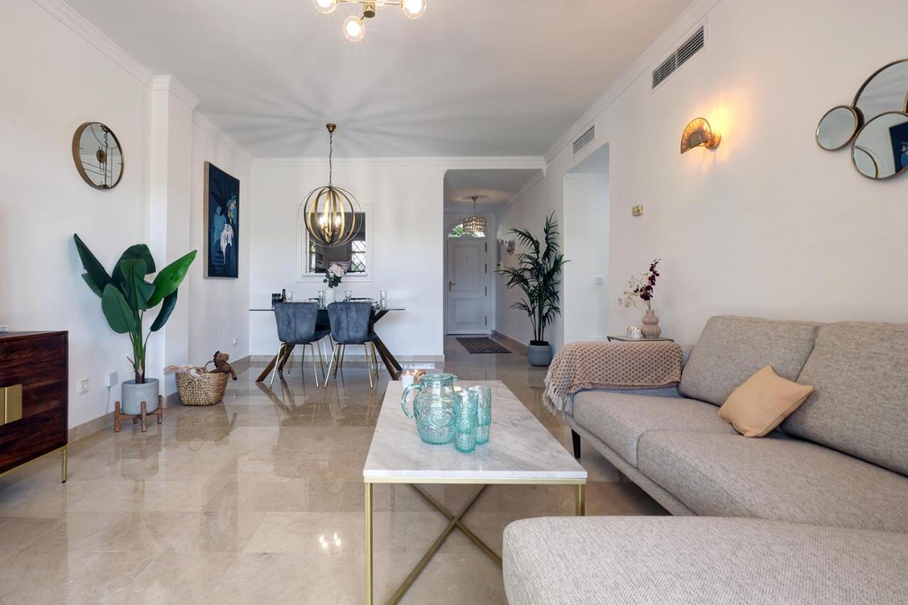 Appartamento Aloha Gardens In Puerto Banus Marbella Esterno foto