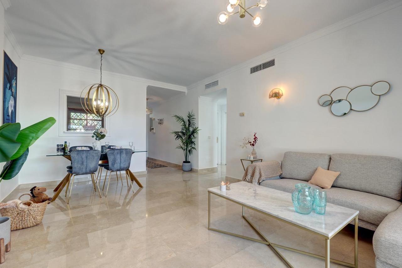 Appartamento Aloha Gardens In Puerto Banus Marbella Esterno foto