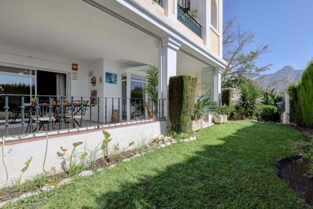 Appartamento Aloha Gardens In Puerto Banus Marbella Esterno foto